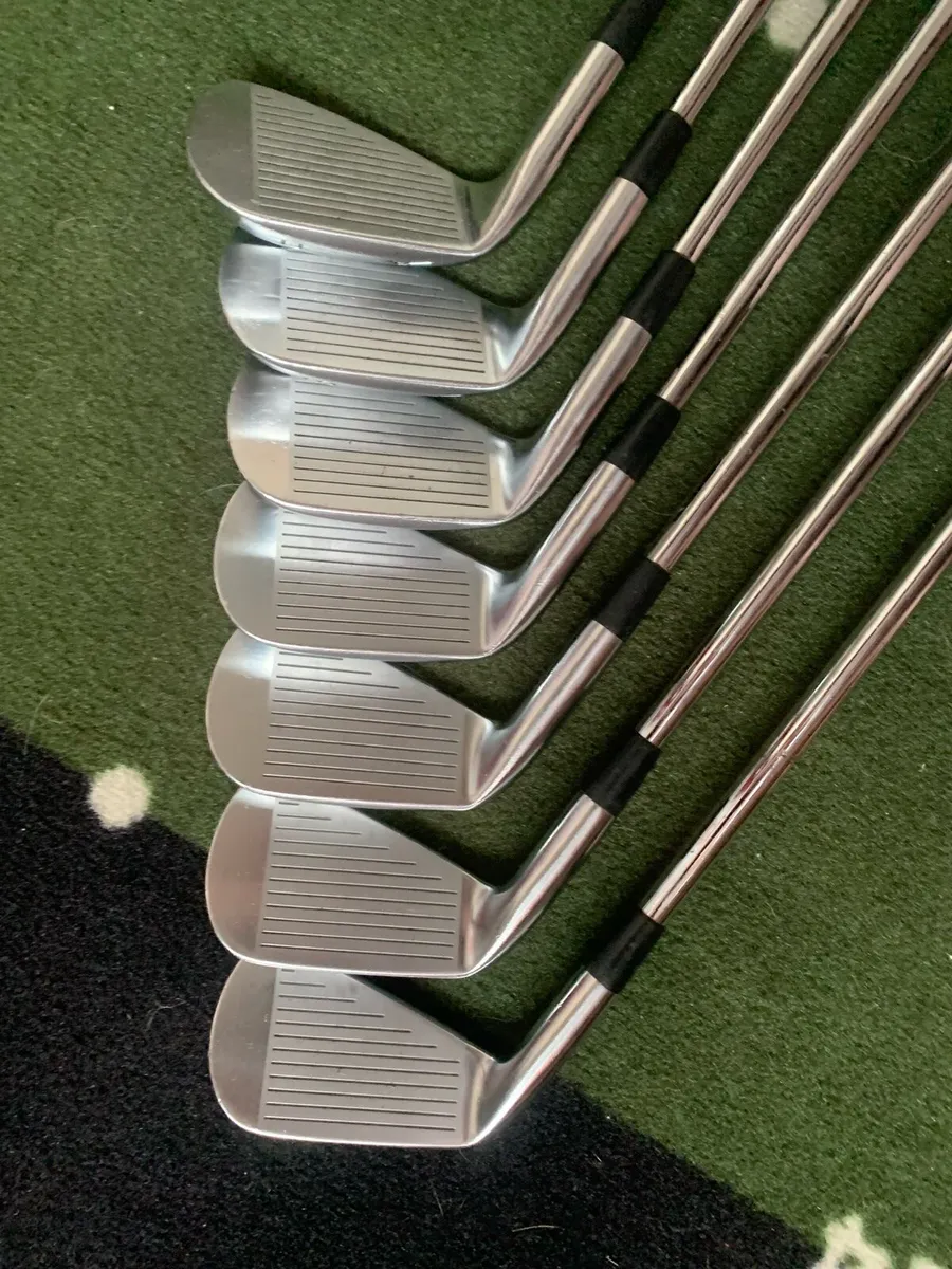 Mizuno golf irons - Image 2