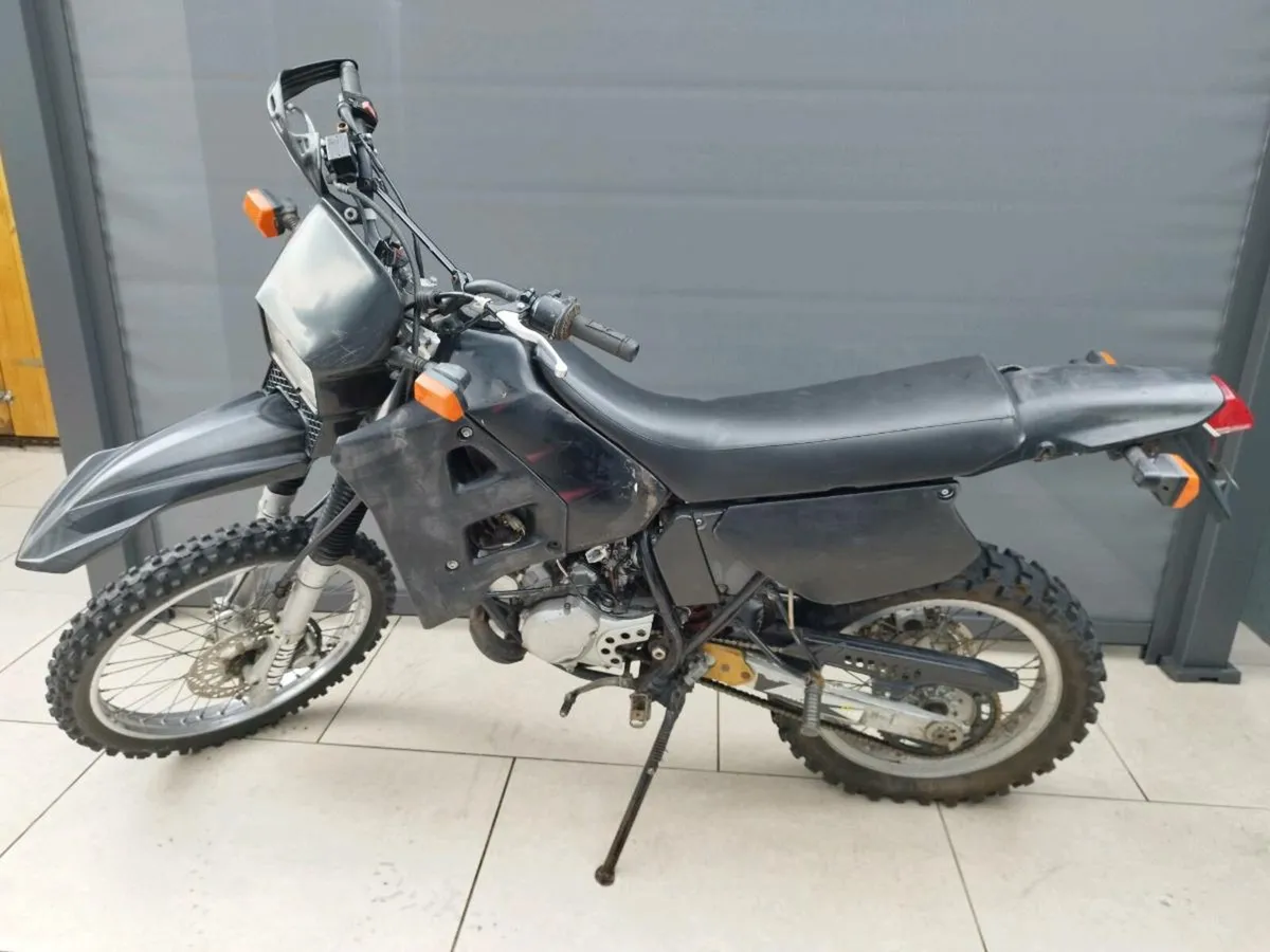Yamaha DT125R 1998 - Image 1