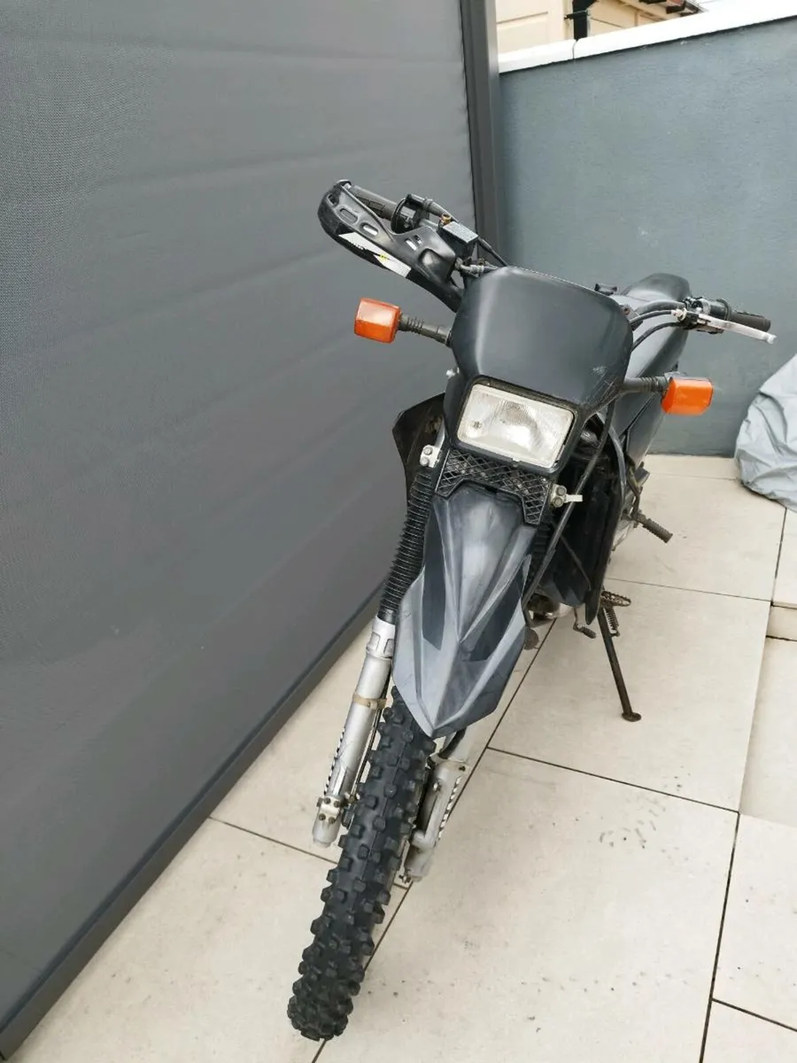 Yamaha DT125R 1998 - Image 3
