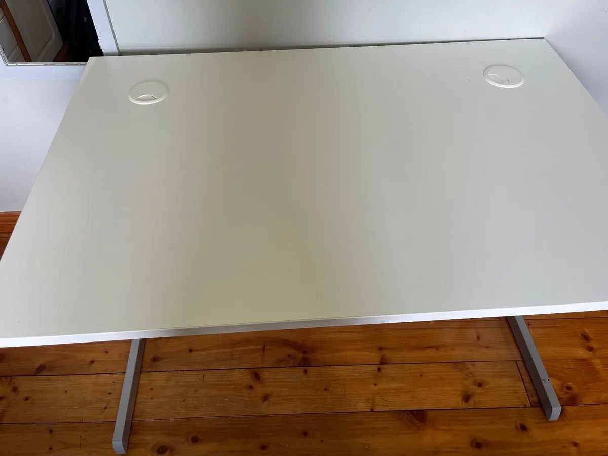 Office desk - Image 2