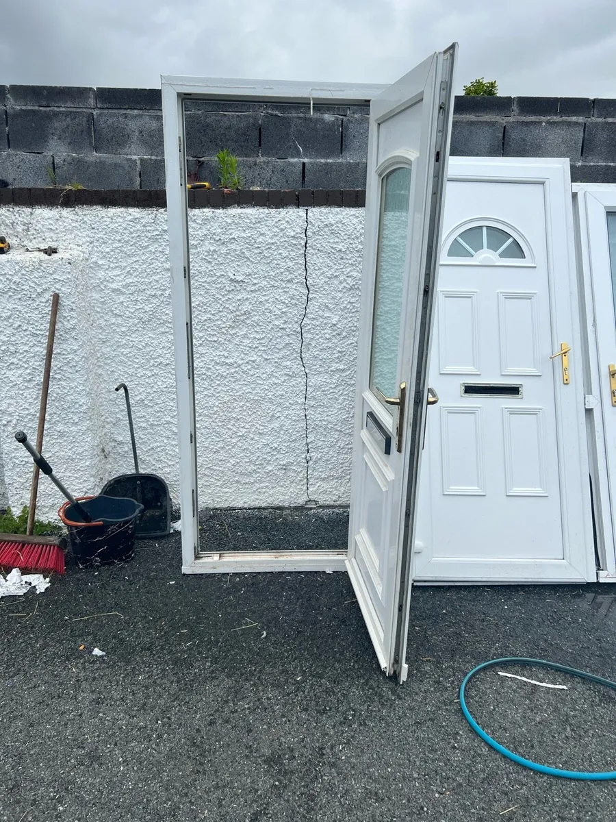 Pvc front door - Image 4