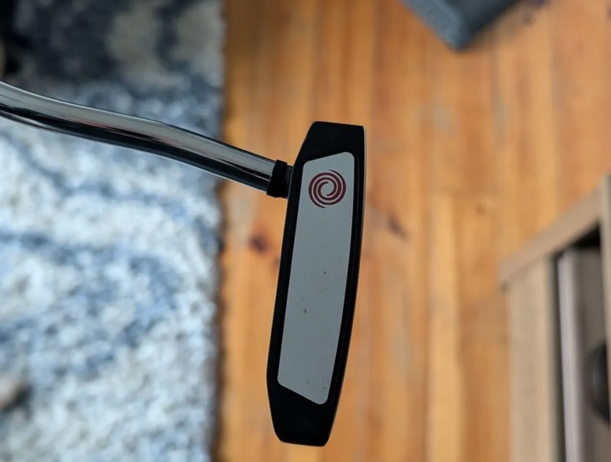odyssey versa number 7 putter - Image 3