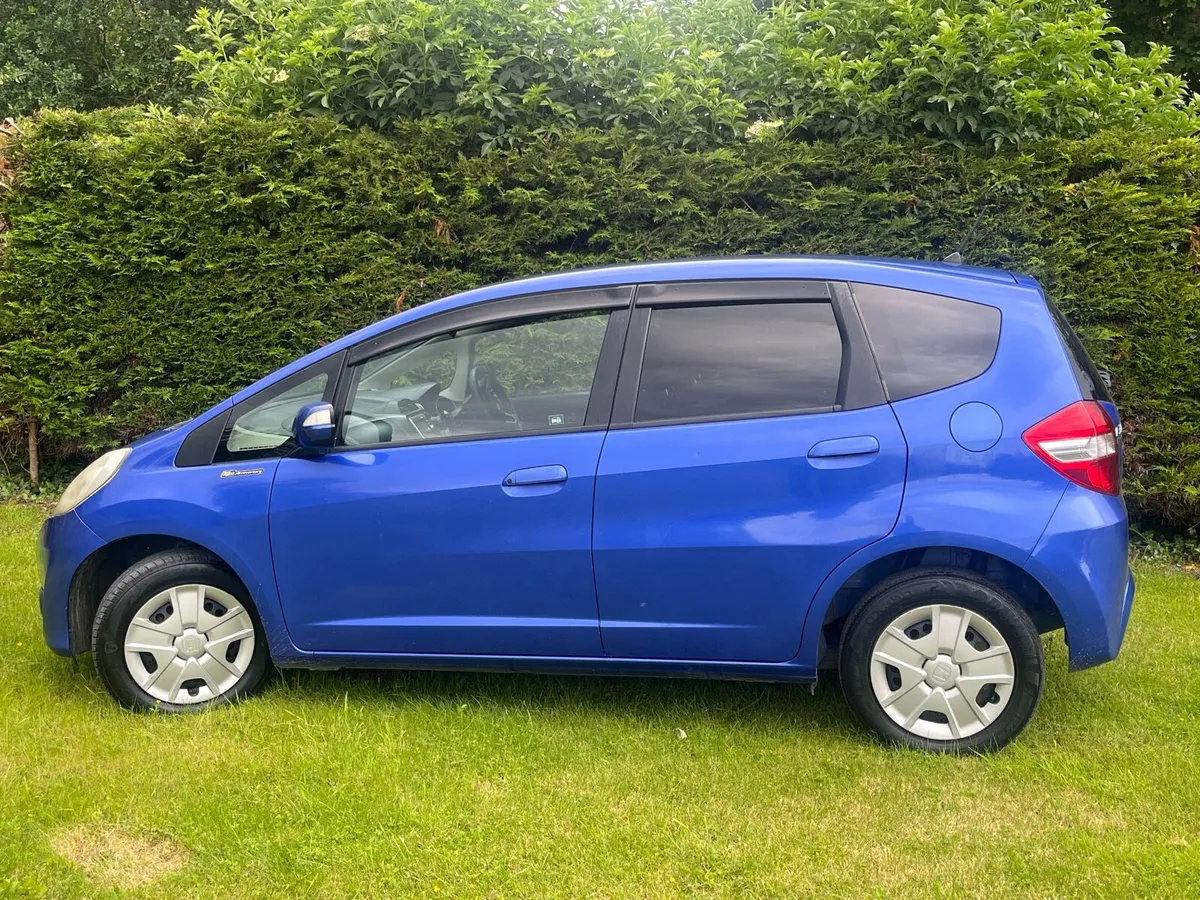 Honda Fit Auto NCT 05/26 - Image 2