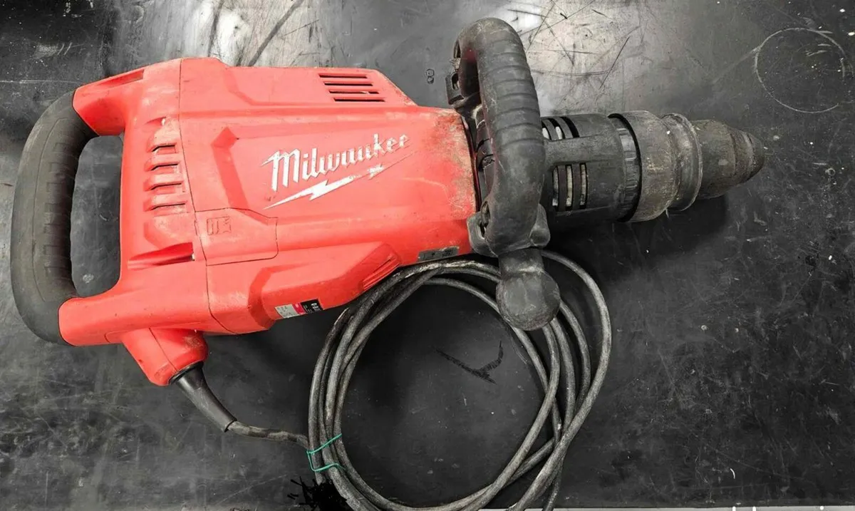 Milwaukee Concrete Breaker - Image 2