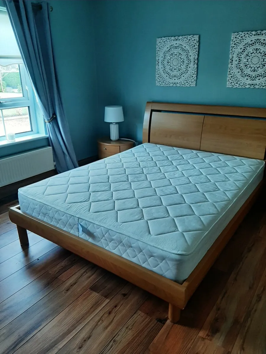 Bedframe & 2 lockers - Image 2