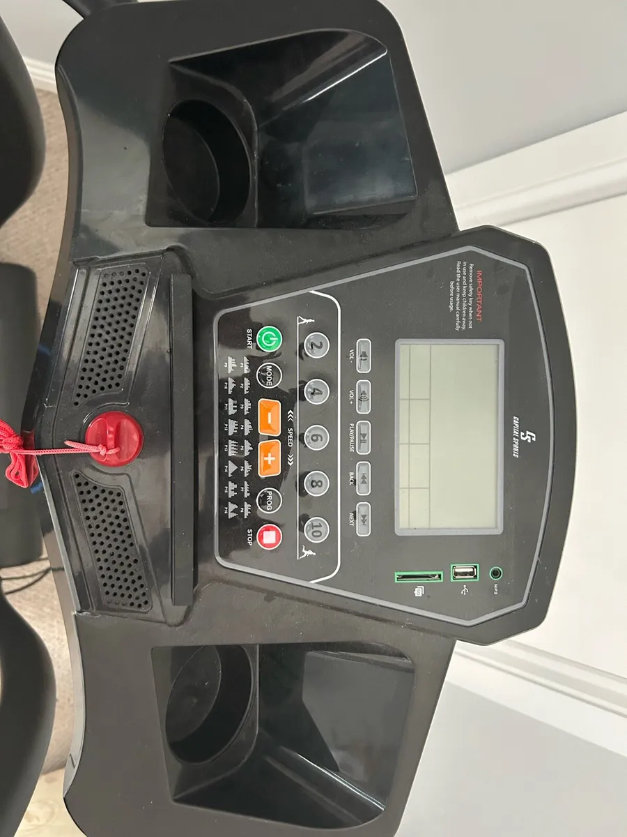 Castle Sports Treadmill. - Image 1