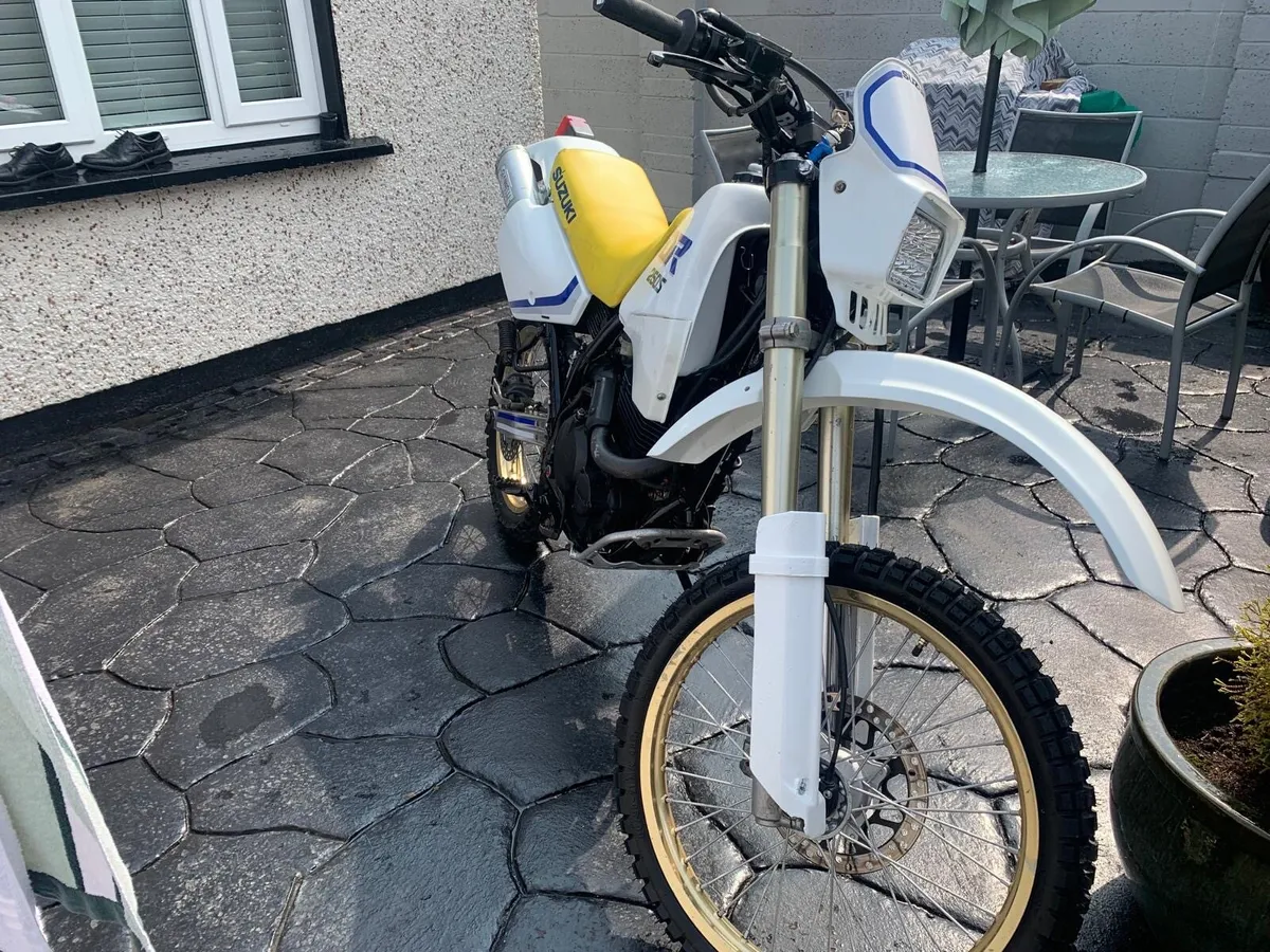 Suzuki DR250 - Image 4