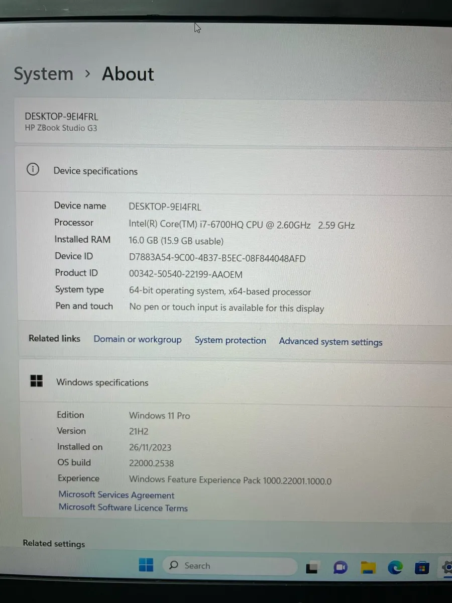 Hp zbook studio i7 - Image 4