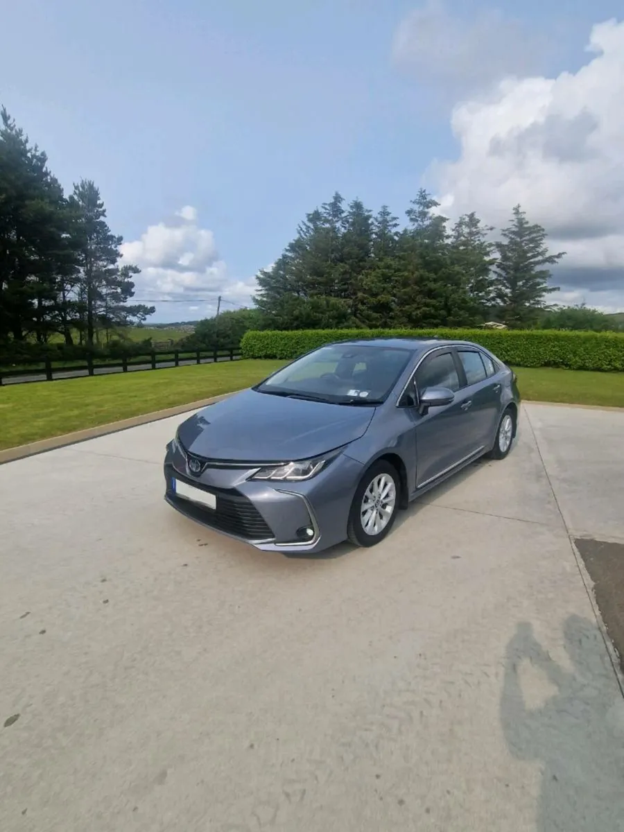 Toyota corolla luna - Image 1