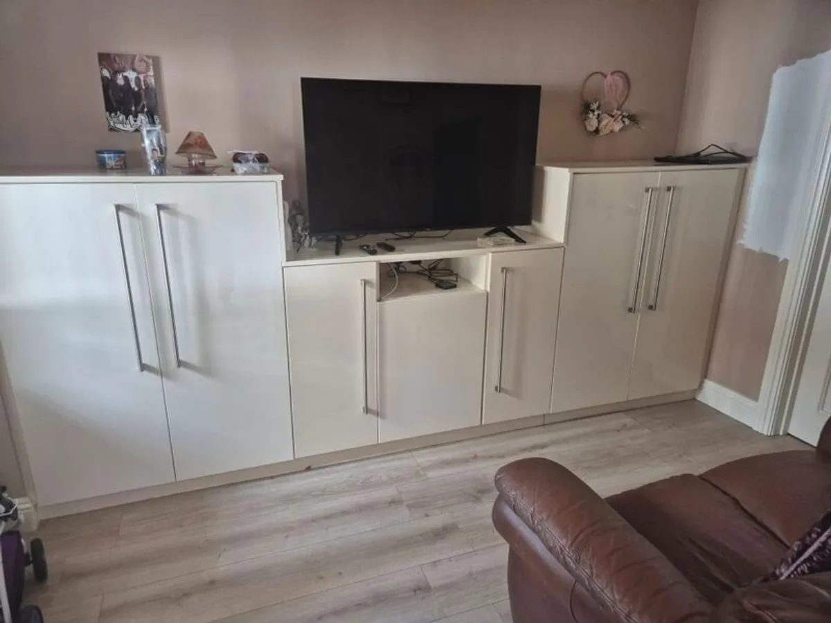 furniture - Image 4