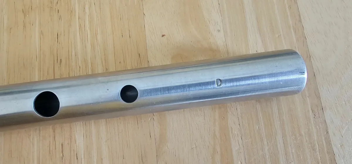 Chieftain non-tunable V3 Low D whistle - Image 2