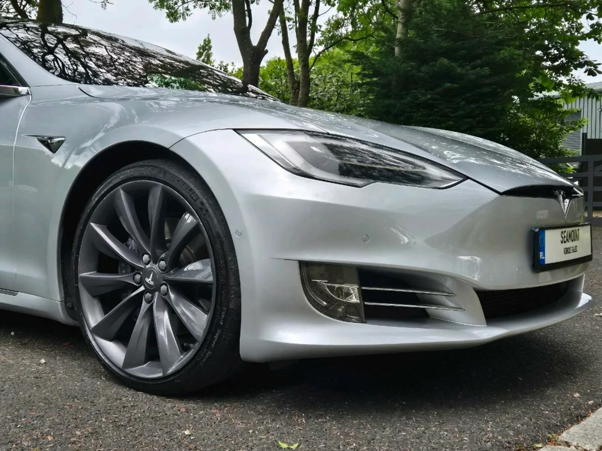 2017 Tesla Model S 75d AWD with Pan Roof - Image 3