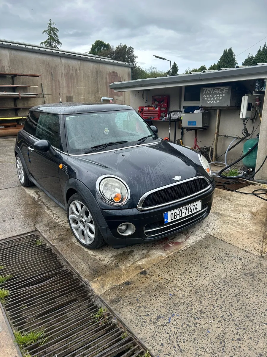 08 Mini Cooper - Image 2