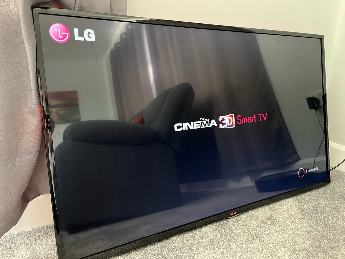 55” LG Led smart tv - Image 3