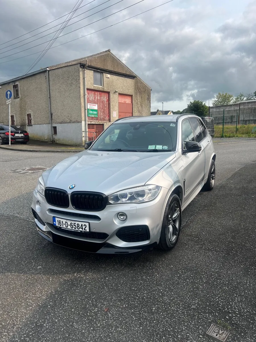 BMW X5 2016 - Image 2