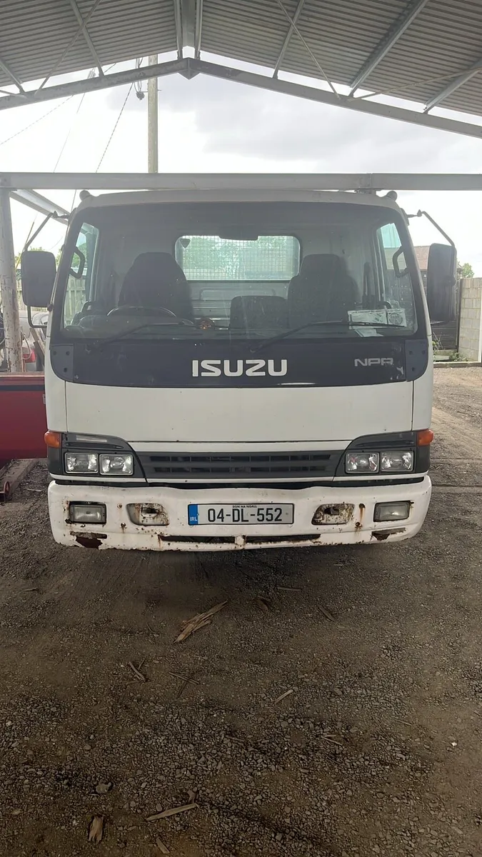 Isuzu NPR - Image 1