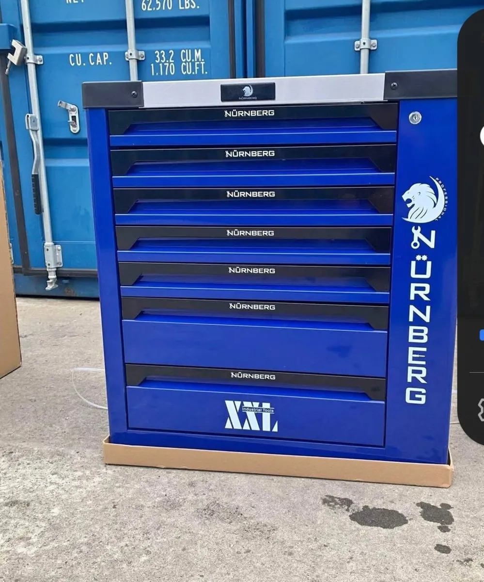 Limited Edition 7 Drawer Toolbox with Full - Image 2