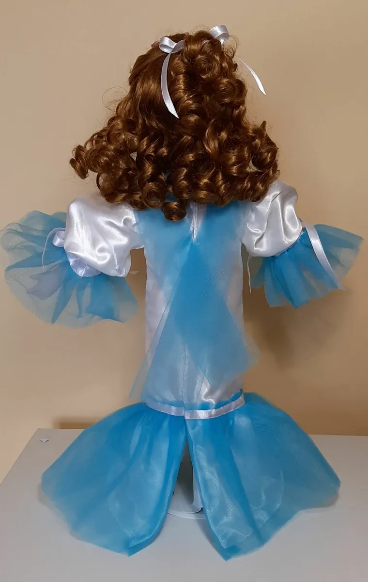 Porcelain doll - Image 3