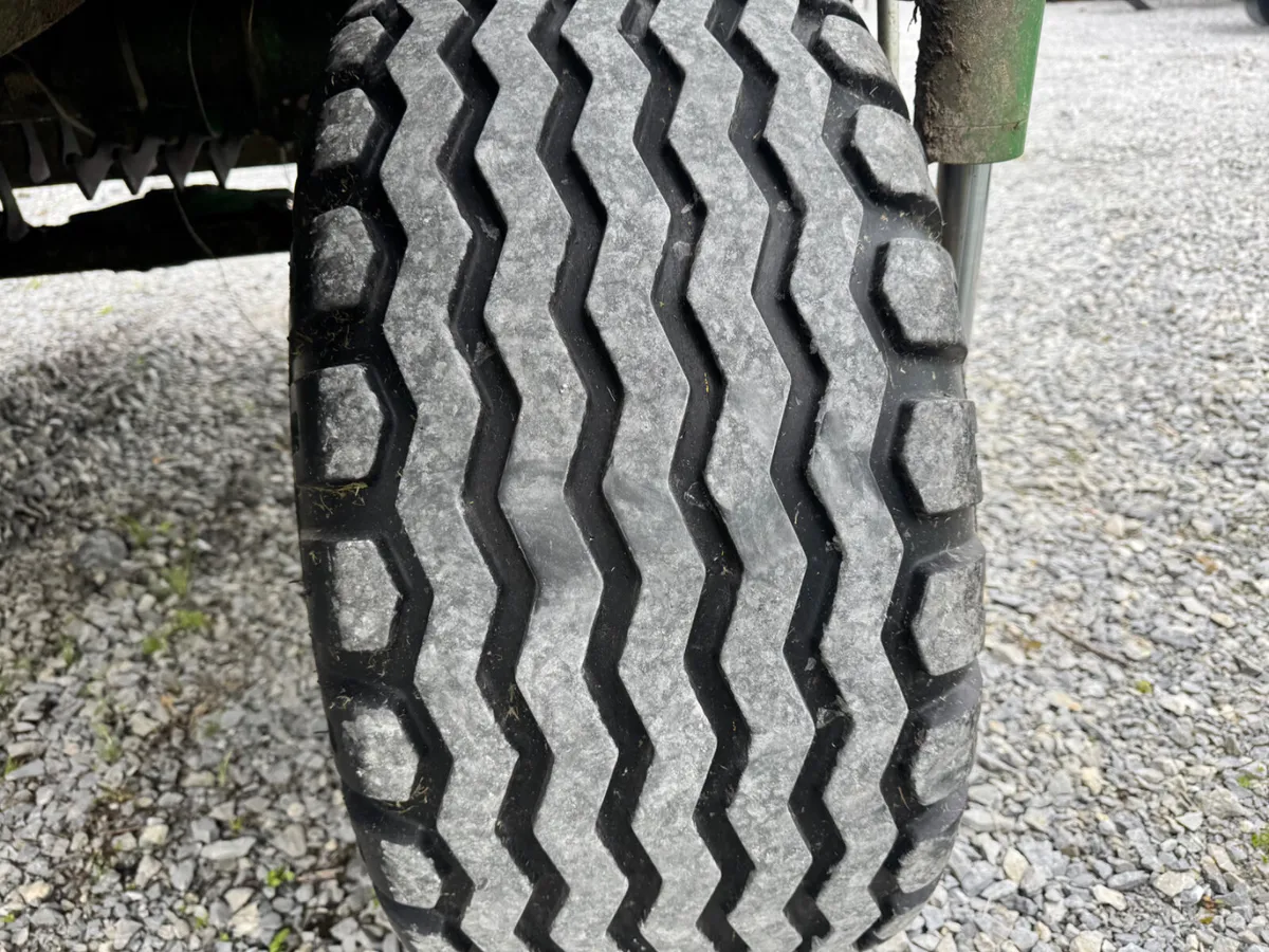 2022 John Deere S310R - Image 4