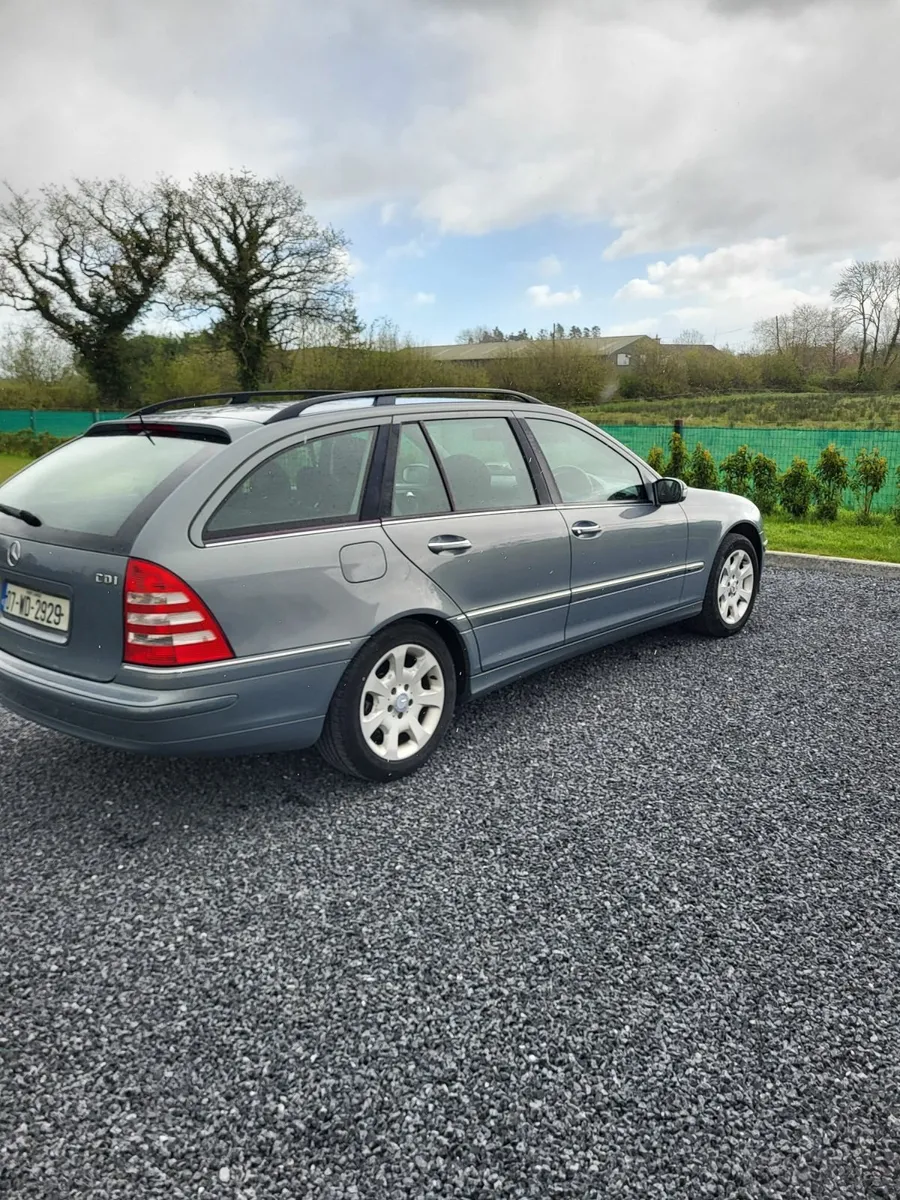 Mercedes-Benz C-Class 2007 - Image 1