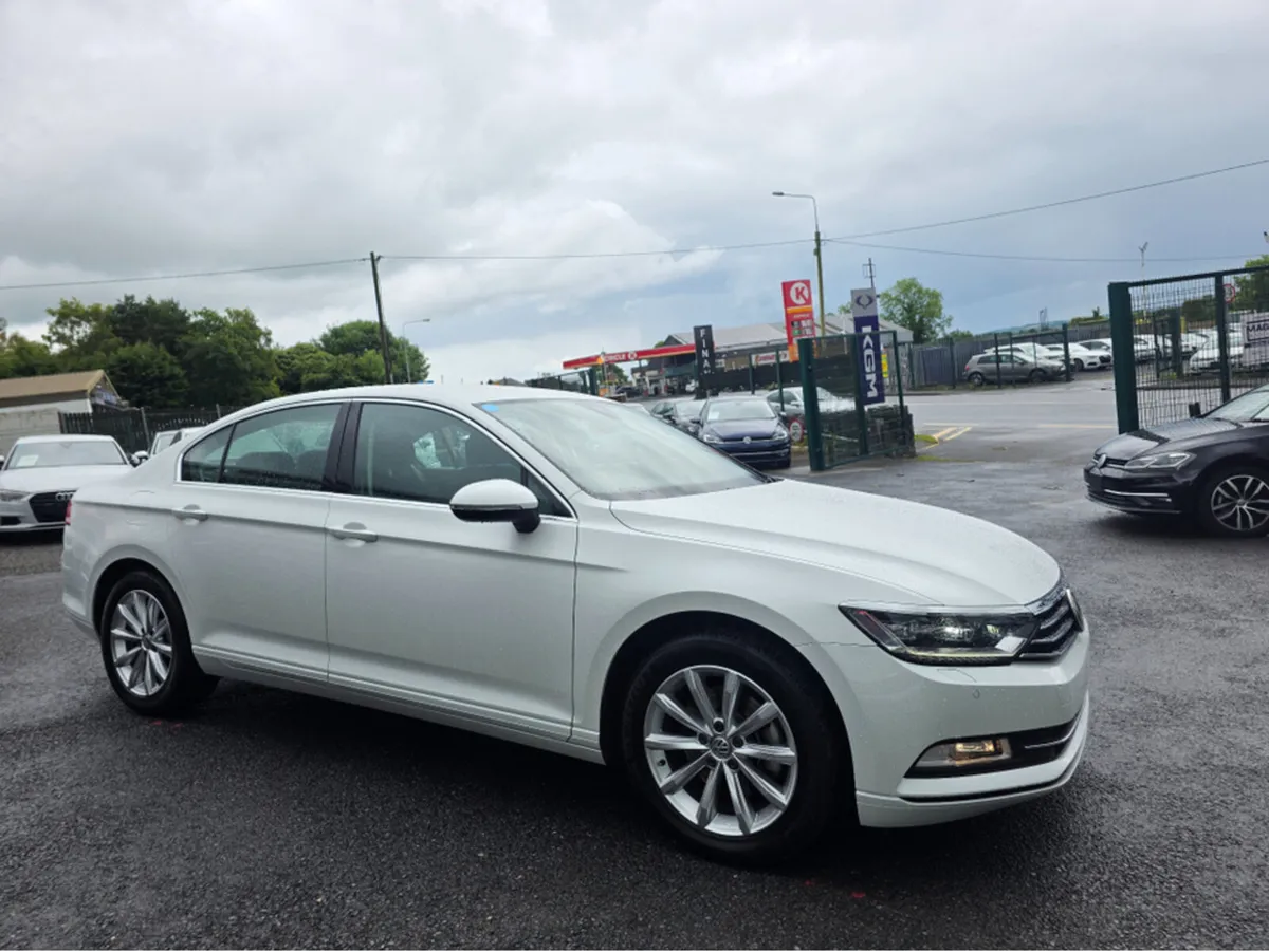 Volkswagen Passat 1.4 TSI  HI LINE EDITION SAT-NAV - Image 2