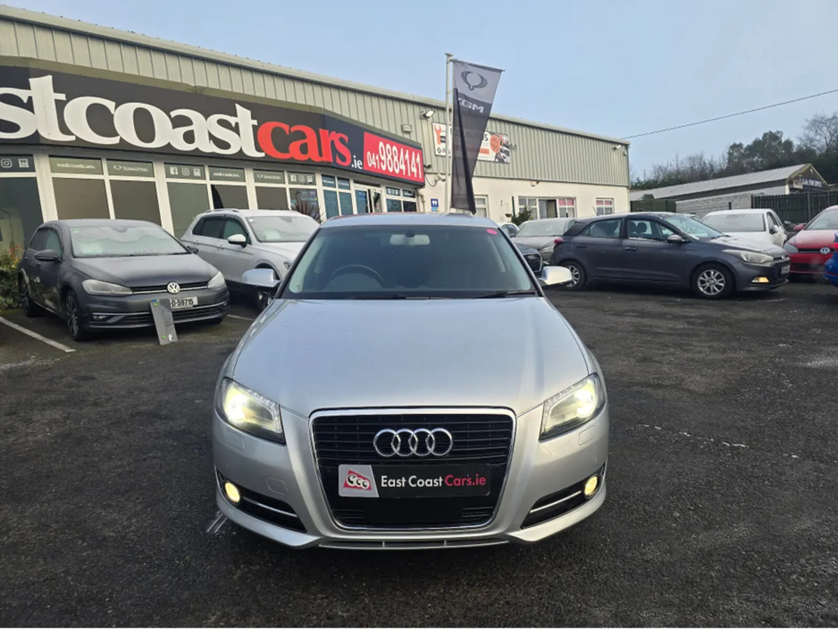 Audi A3 1.4  REVERSING CAMERA -FRONT AND REAR PARK - Image 4