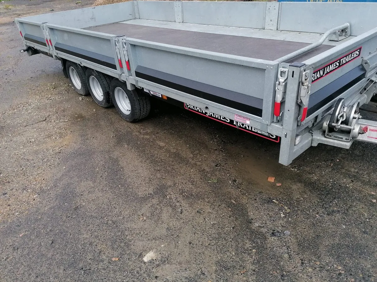 Brian James trailer - Image 1