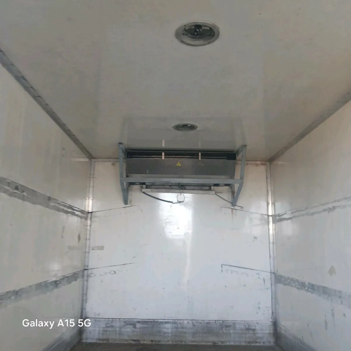 14 ft insulated container - Image 2
