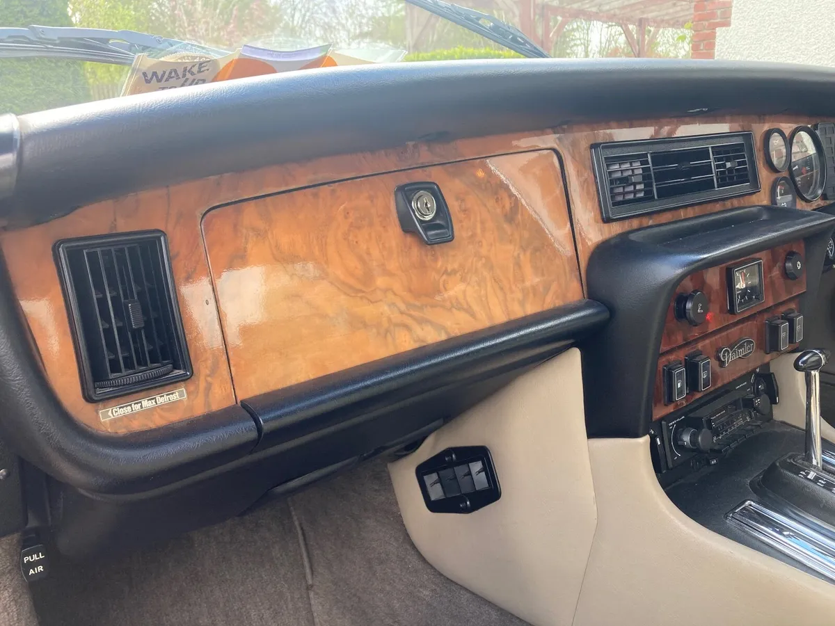 Daimler Other 1983 - Image 1