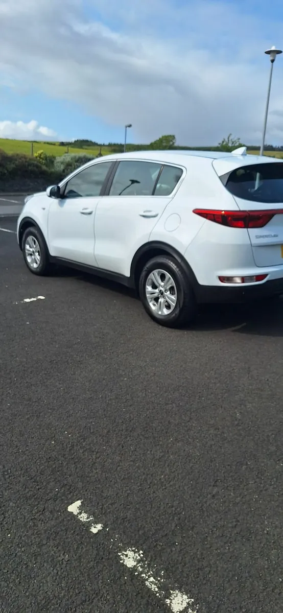 Kia Sportage 2017 - Image 2