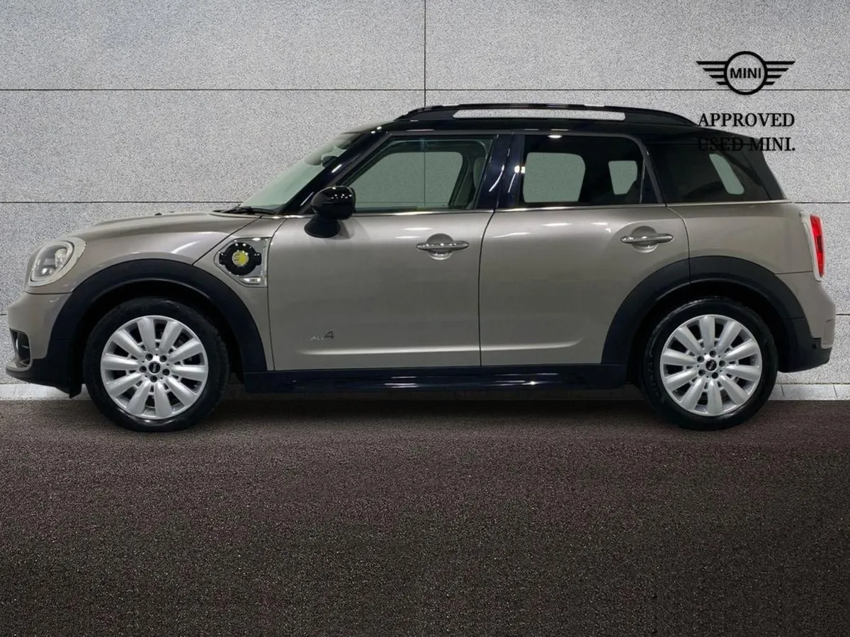 MINI COUNTRYMAN Cooper S E All4 - Image 3