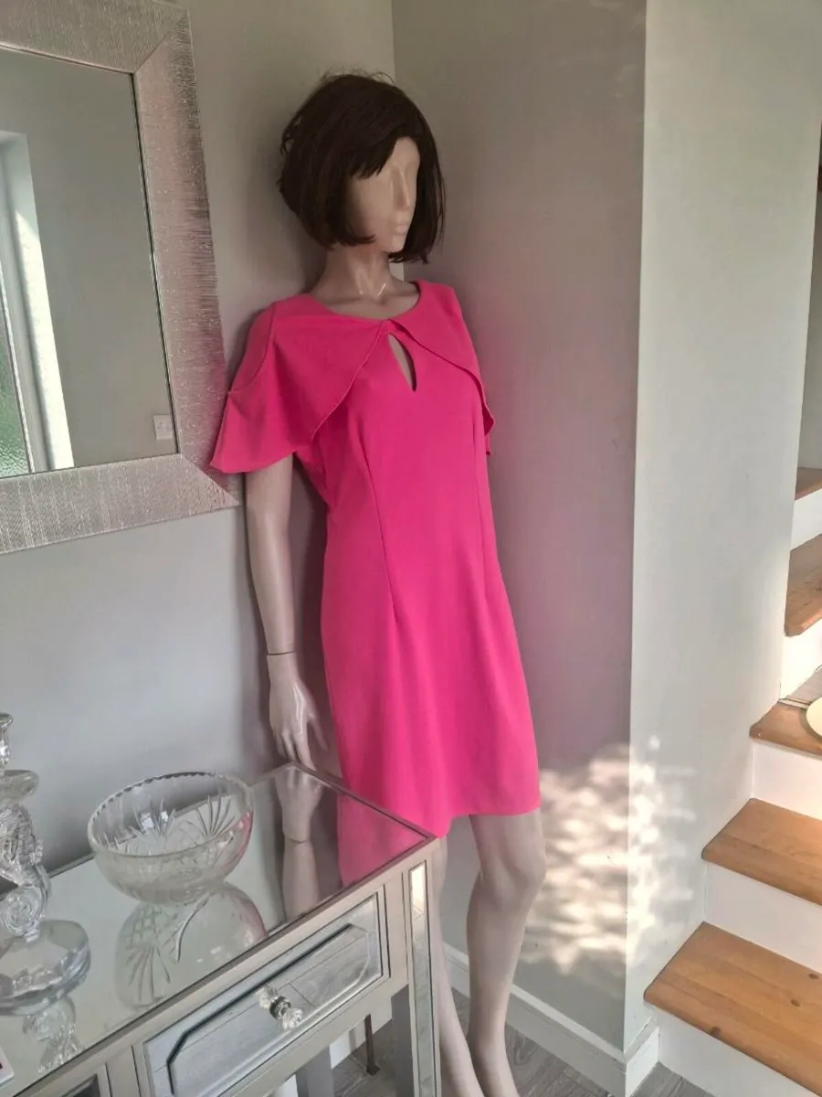 Ladies dress - Image 1