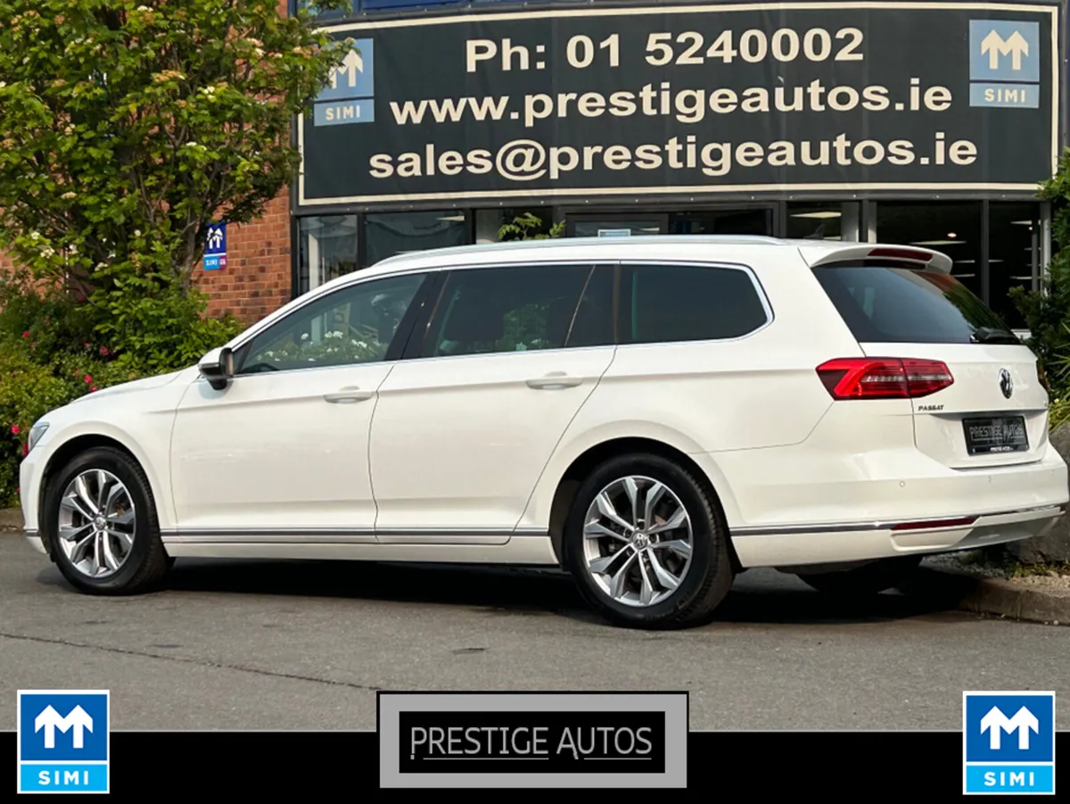 Volkswagen Passat 1.4 HIGHLINE AUTO PETROL *CAR ID - Image 4