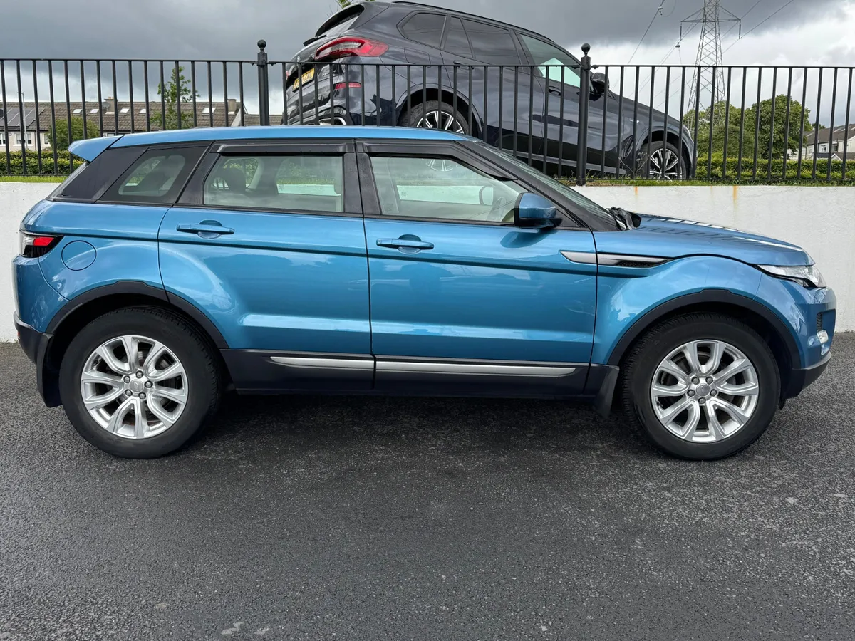 Land Rover Range Rover Evoque 2.2 2014 LOW MILEAGE - Image 4