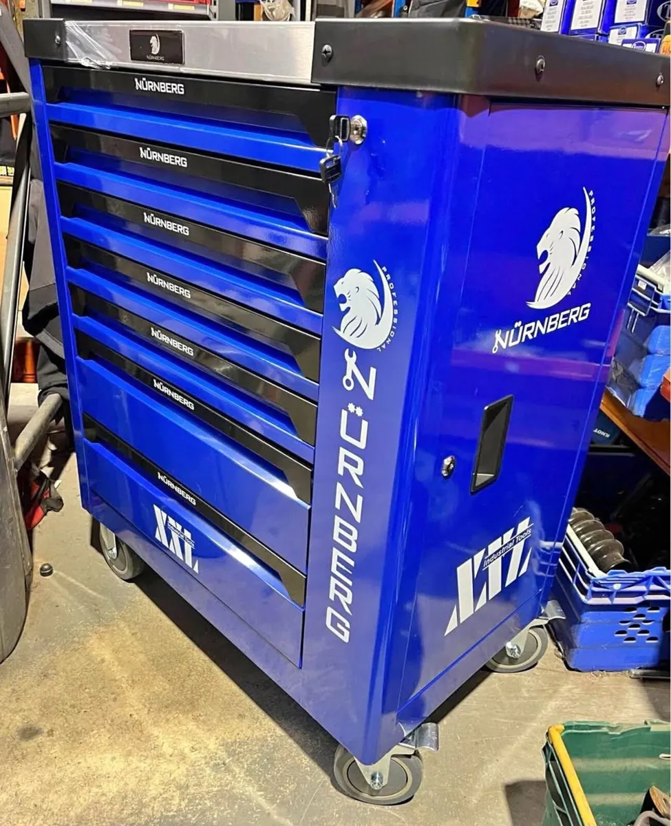 New German toolbox free delivery - Image 2