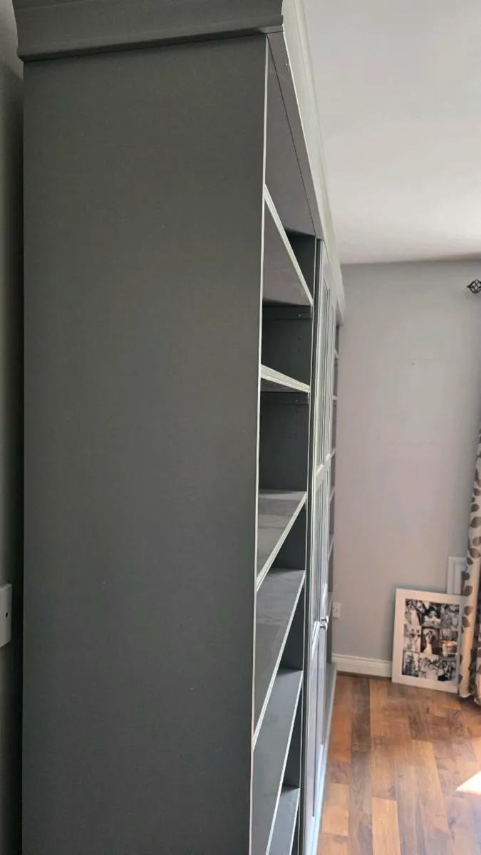 Bookcase/ Display cabinet - Image 4