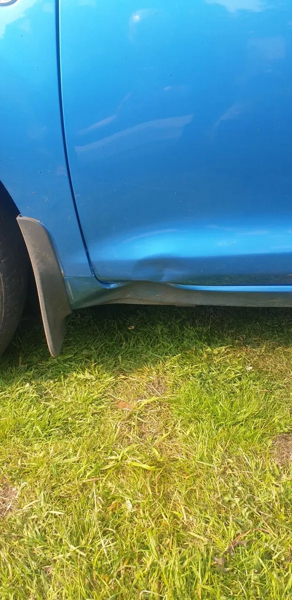 Ford KA 2010 - Image 3
