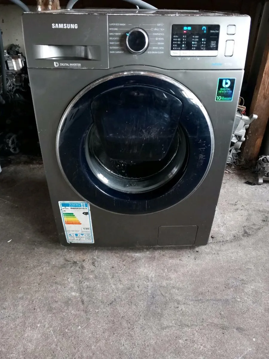 Samsung 9kg washing machine 1400 spin - Image 1