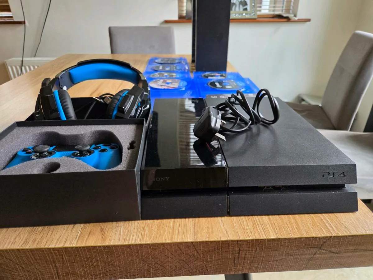 PS4/ PS4 Scuff Controller/ PS4 Games/ PS4 Headset - Image 1