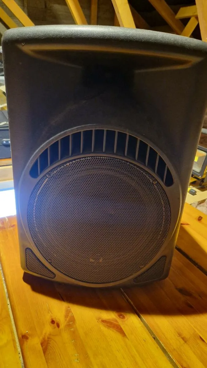 Dj equipment - Image 4