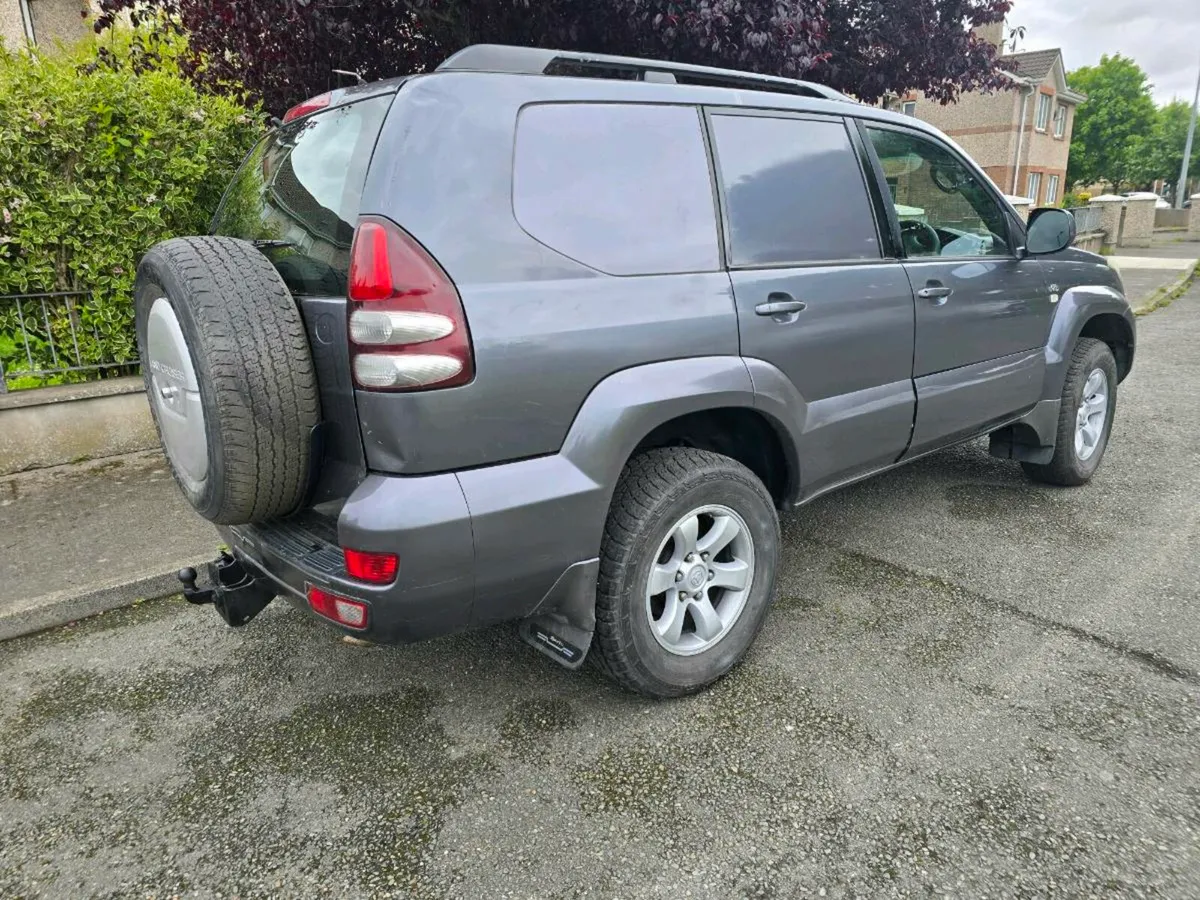 Toyota Land Cruiser 2006 - Image 4