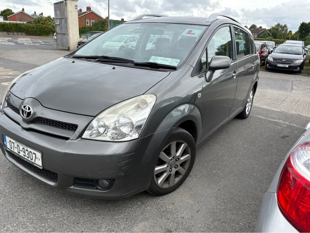Toyota Corolla Verso 1.6 Luna 7S - Image 2