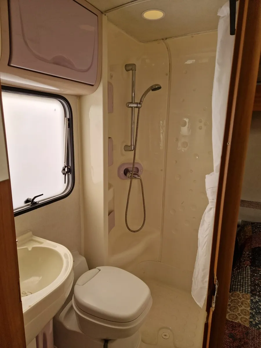Campervan - Image 3
