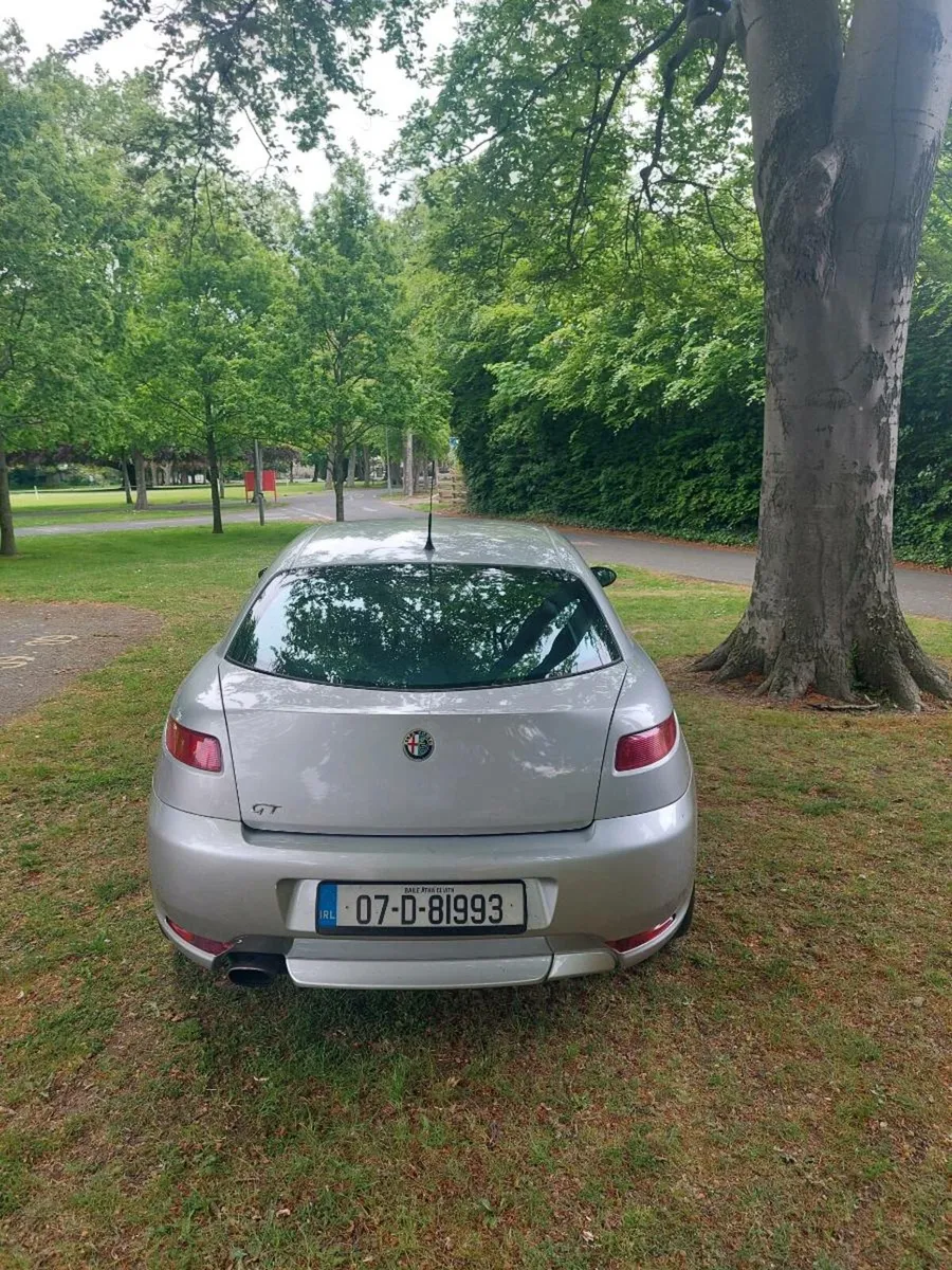 Alfa Romeo GT 2007 - Image 4
