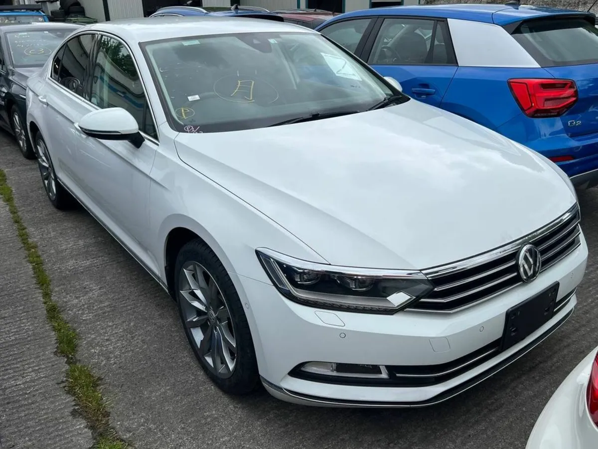 Volkswagen Passat HIGHLINE 1.4 TSI AUTO // HEATED/ - Image 1