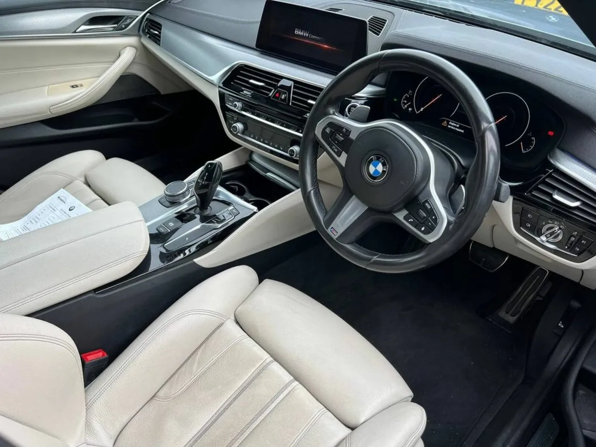 BMW 5-Series 520d M-SPORT AUTO // LEATHER INTERIOR - Image 2