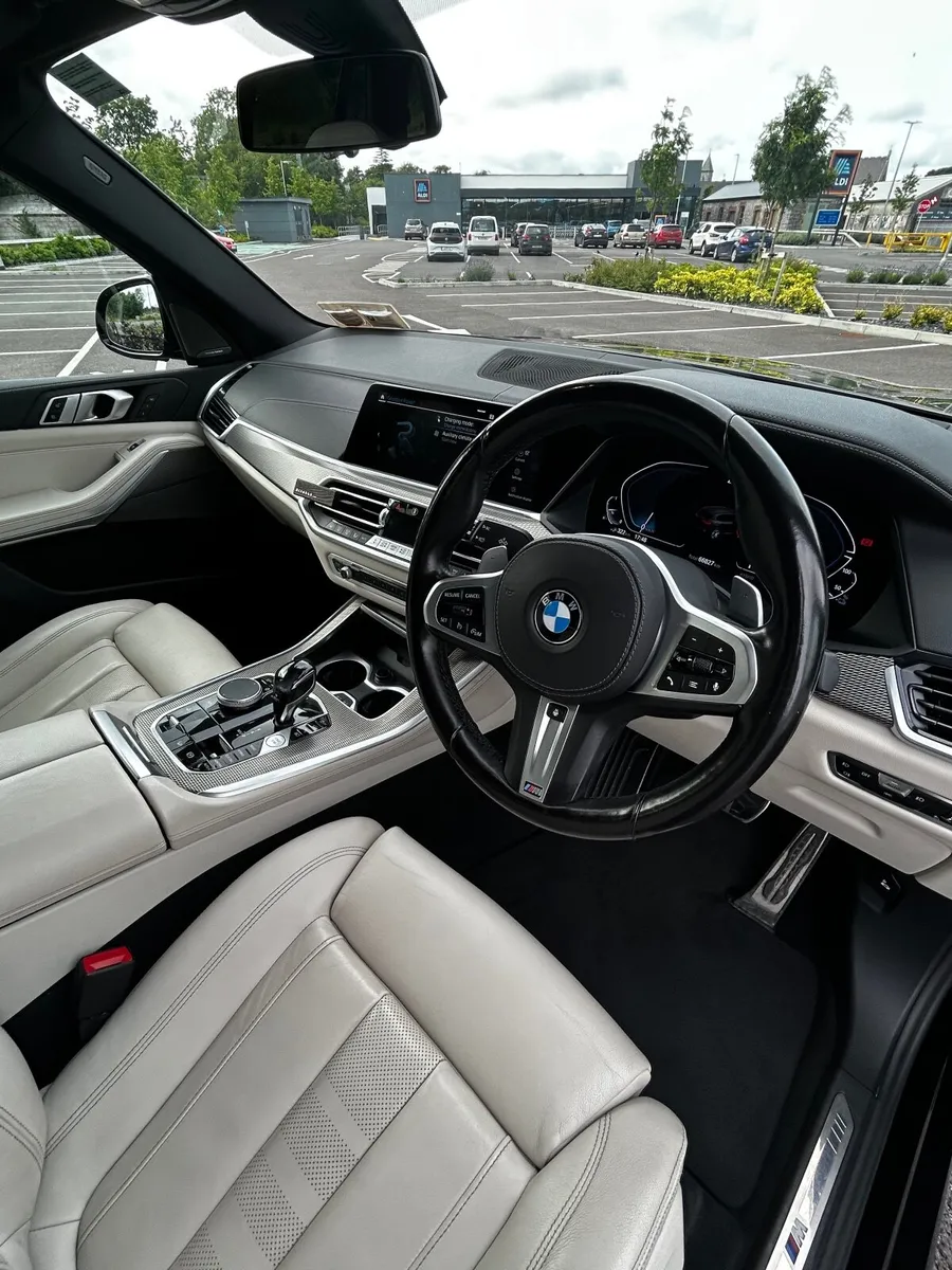 BMW X5 2021 - Image 4