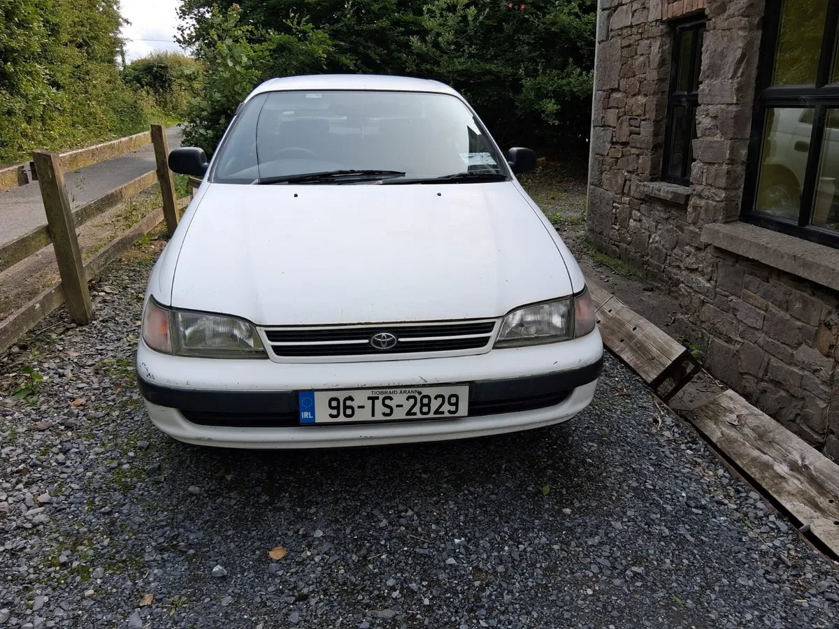 Toyota Carina 1996 - Image 1