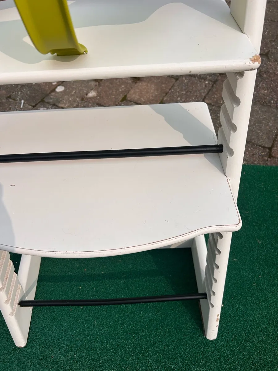 Tripp trapp chair with seat - Image 4