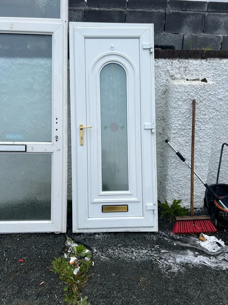 Pvc front door - Image 1